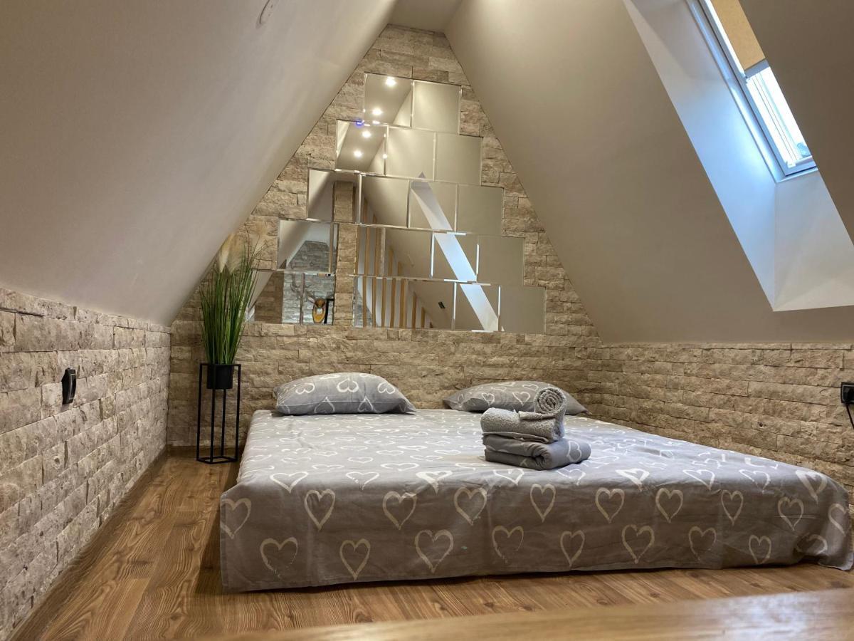 Divcibor Apartment *