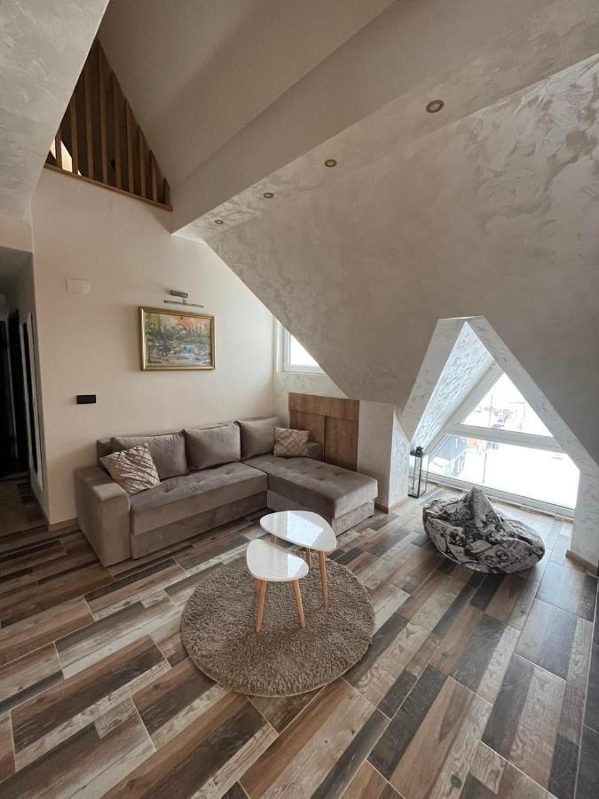 Apartment Divcibor
